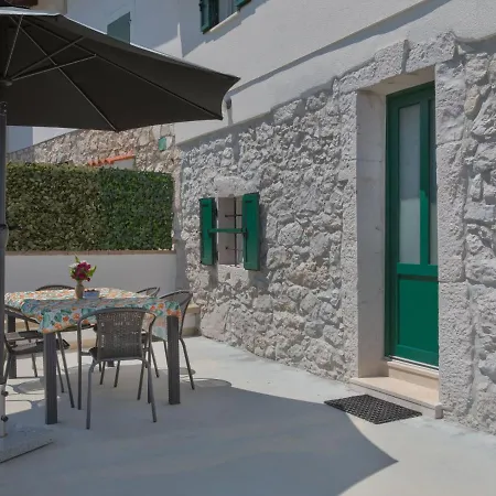 Holiday home San Martino I By Interhome Moscenicka Draga