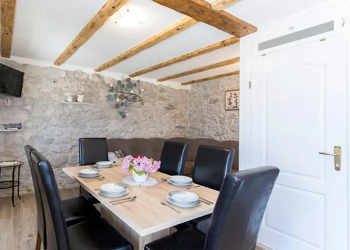 San Martino I By Interhome