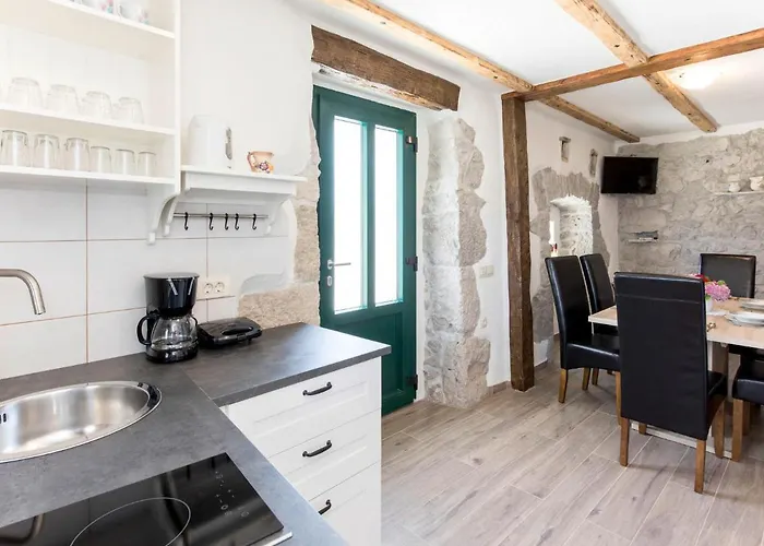 San Martino I By Interhome * Moscenicka Draga