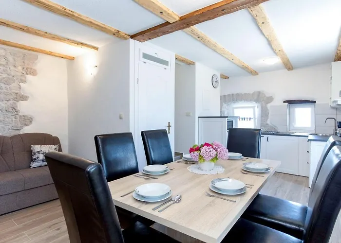 San Martino I By Interhome