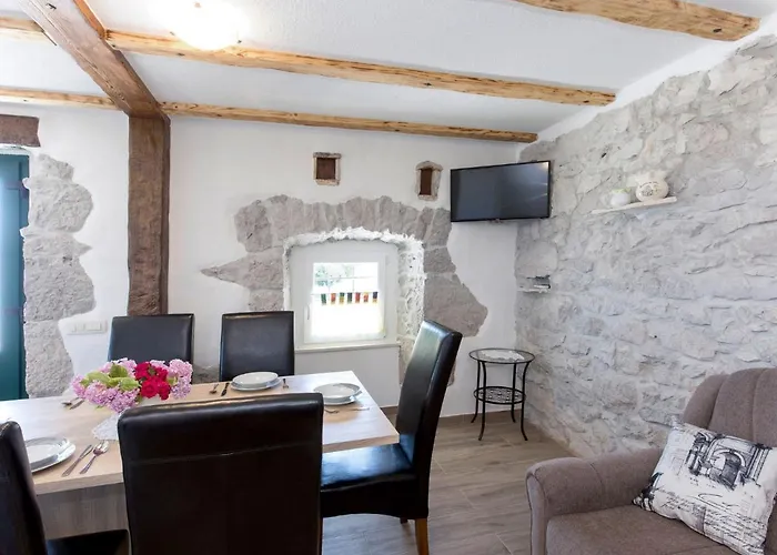 San Martino I By Interhome * Moscenicka Draga